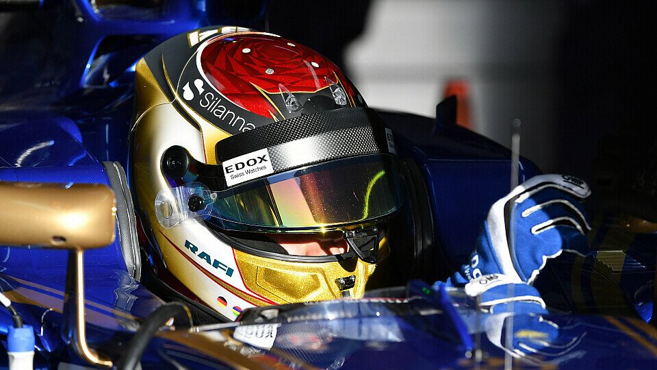Sauber-Pilot Pascal Wehrlein startet in Bahrain endlich in die Formel-1-Saison 2017, Foto: Sutton