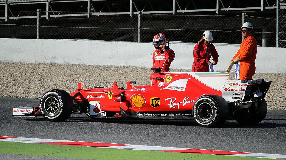 Kimi Räikkönen blieb nach seiner Bestzeit am späten Nachmittag stehen, Foto: Sutton