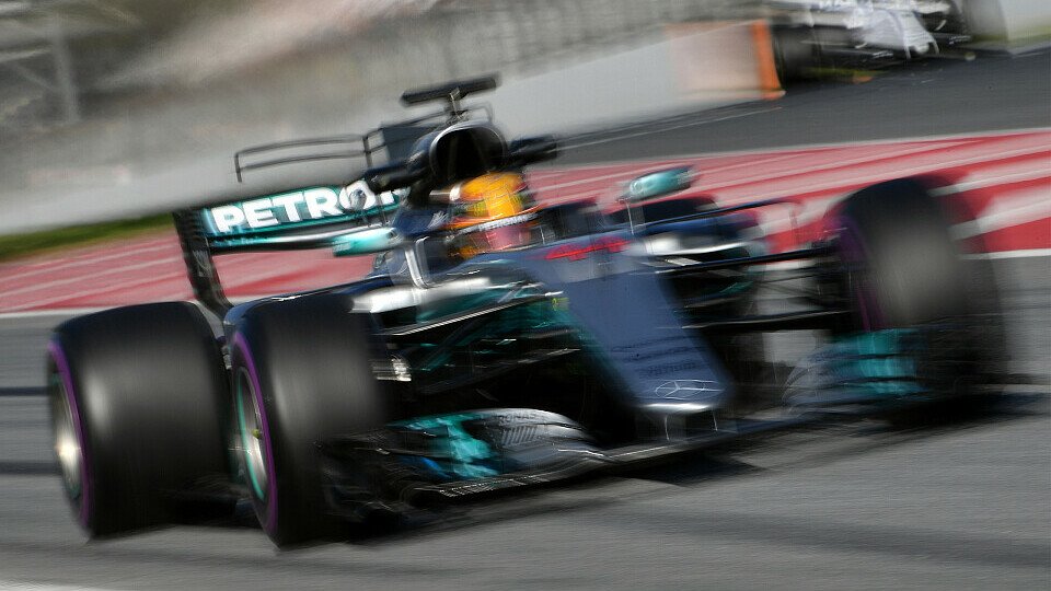 Lewis Hamilton erwartet 2017 ähnliche Pirelli-Probleme wie in der Vergangenheit, Foto: Sutton