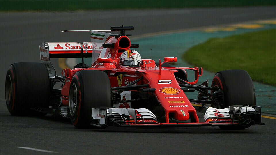 Sebasatian Vettel fuhr im 2. Australien-Training auf Platz zwei, Foto: Sutton