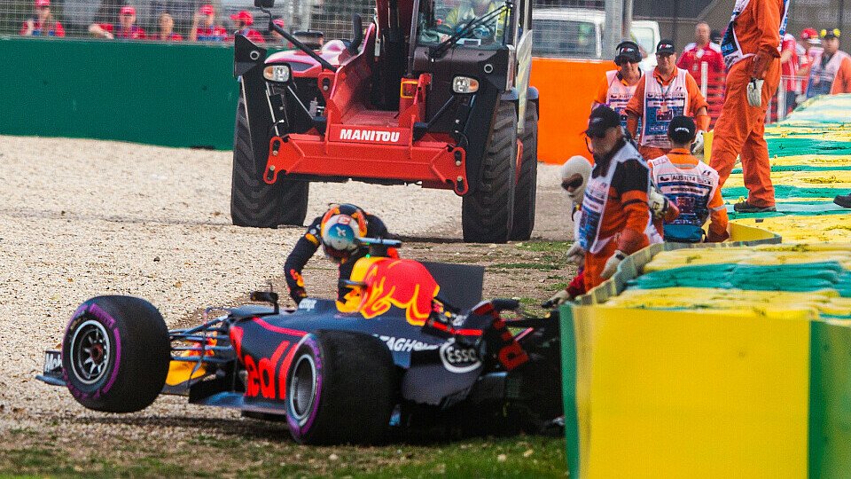 Daniel Ricciardo verunfallte in Q3, Foto: Sutton