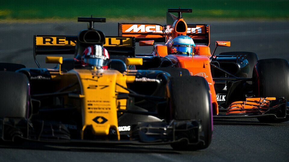 Nico Hülkenberg hatte die meiste Zeit des Rennens mit Fernando Alonso zu tun, Foto: Sutton