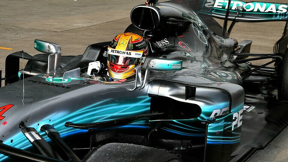 Lewis Hamilton durfte zum fünften Mal in China hinter der 1 parken, Foto: Sutton