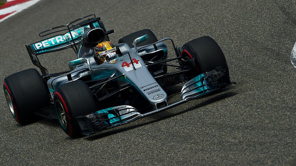 Hamilton sicherte Mercedes den ersten Saisonsieg, Foto: Sutton