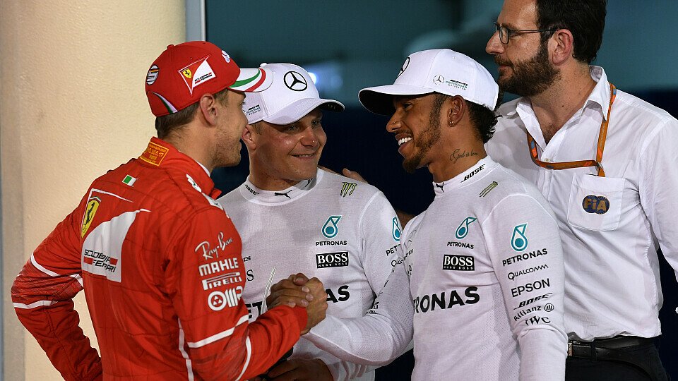 Vettel, Bottas und Hamilton zählen in Bahrain zu den Favoriten auf den Sieg, Foto: Sutton