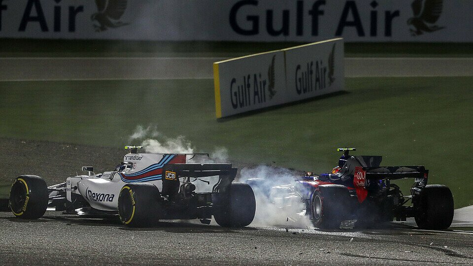 Lance Stroll und Carlos Sainz gingen sich nach ihrem Crash in Bahrain auch verbal an die Hälse, Foto: Sutton