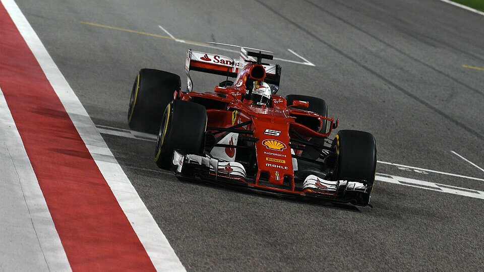 Sebastian Vettel gewinnt in Bahrain, Foto: Sutton