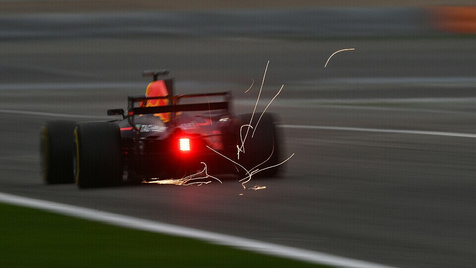 Red Bull verlangt einen unabhängigen Motorenhersteller in der Formel 1, Foto: Sutton