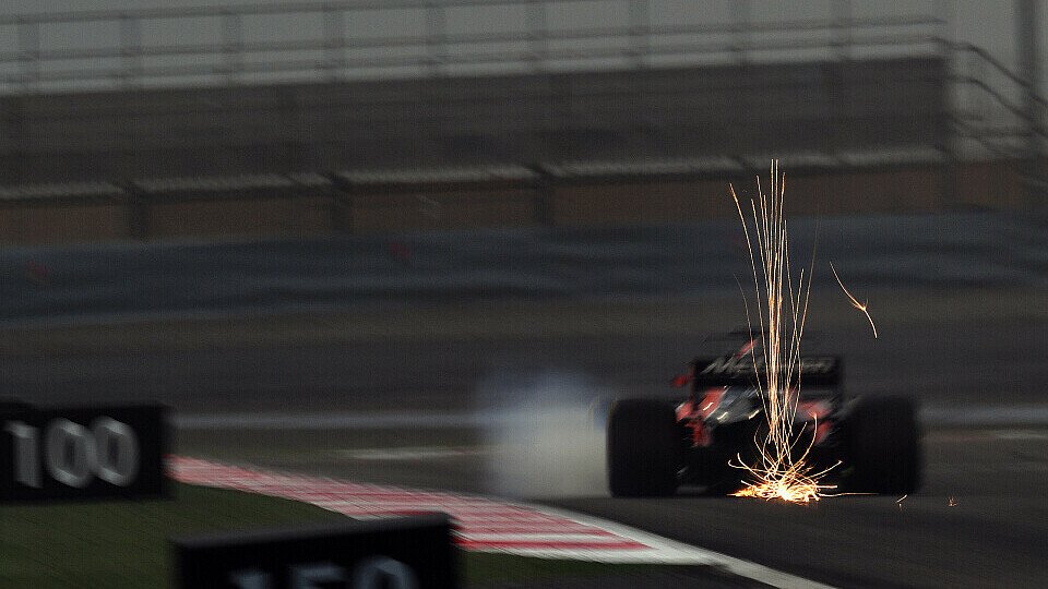 Ein normaler Testtag ist für McLaren ein Erfolg, Foto: Sutton