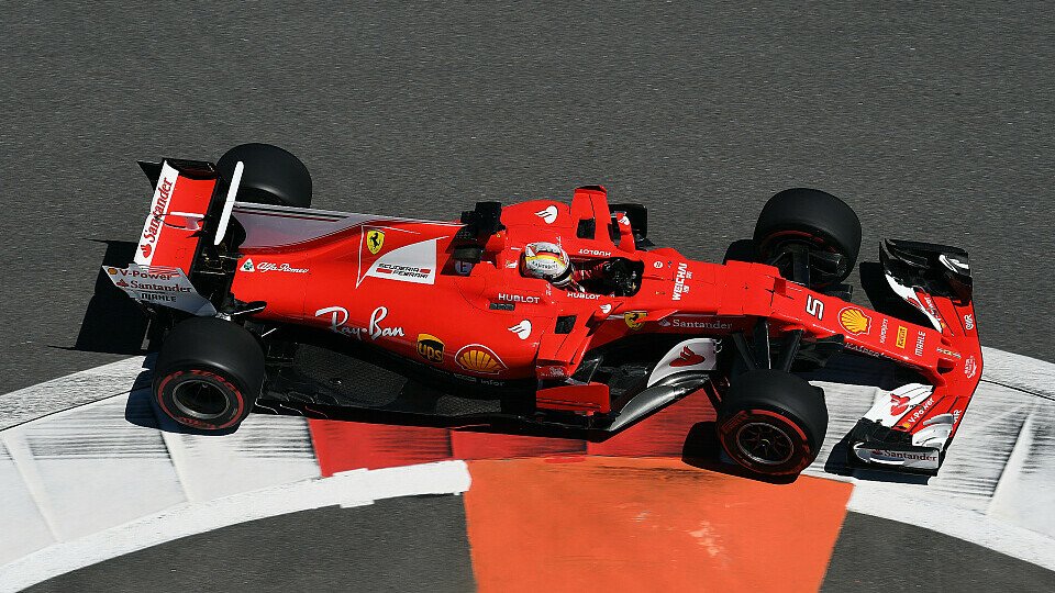 Sebastian Vettel und Ferrari dominierten das Freitagstraining in Russland, Foto: Sutton