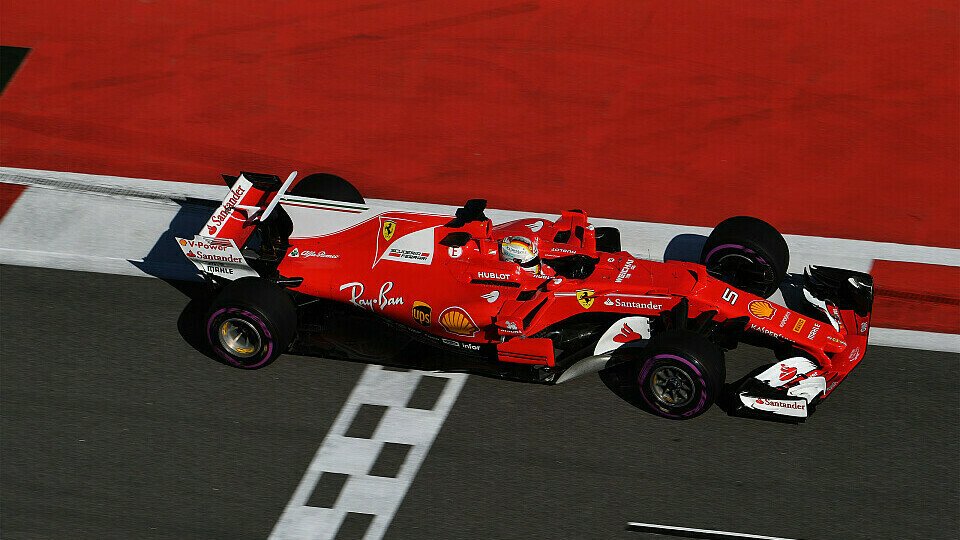 Sebastian Vettel erzielte in Sochi einen neuen Rundenrekord, Foto: Sutton