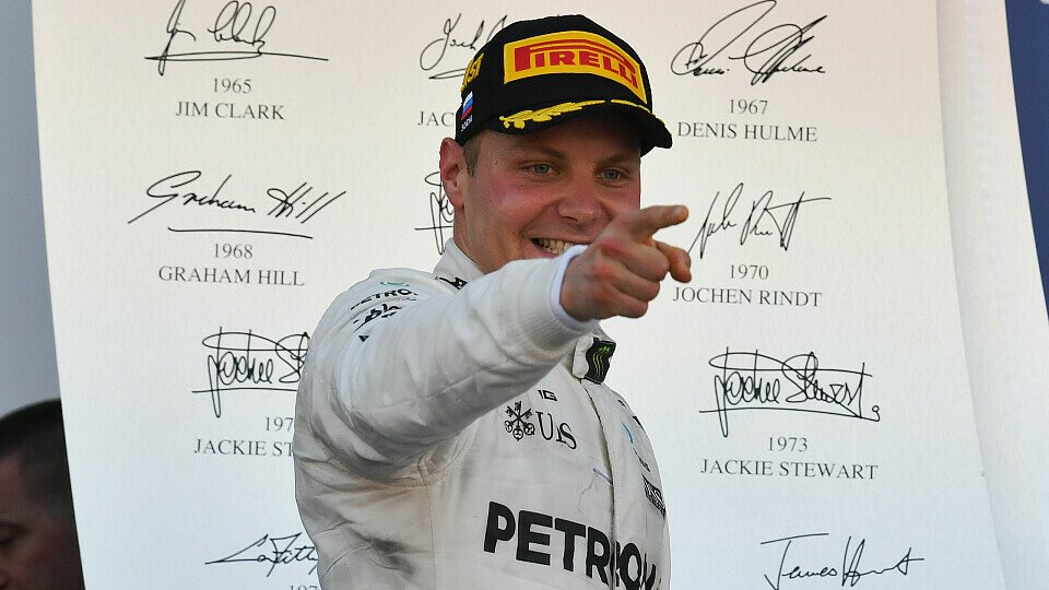 Valtteri Bottas strahlte nach seinem ersten Sieg in der Formel 1, Foto: Sutton