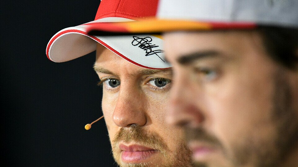 Sebastian Vettel konnte Fernando Alonsos Manöver in der Schlussphase des China GP 2018 nicht nachvollziehen, Foto: Sutton