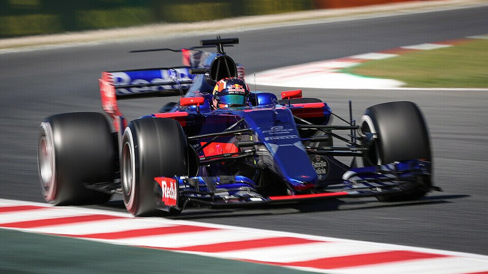 Daniil Kvyat kommt in Spanien so gar nicht mit seinem Toro Rosso klar, Foto: Sutton