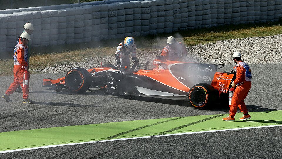Bernie Ecclestone sieht McLaren als den Hauptverantwortlichen für das Honda-Versagen, Foto: Sutton
