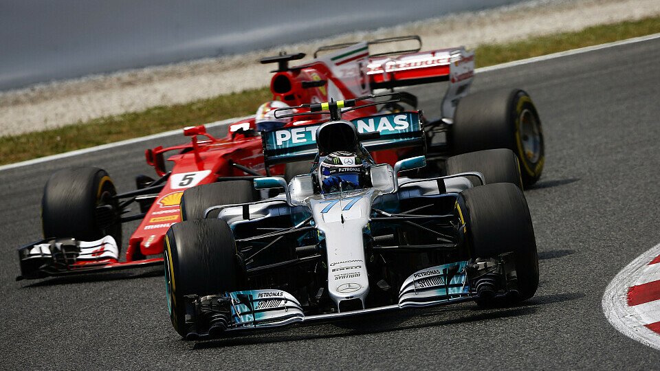 Valtteri Bottas hielt Sebastian Vettel in Spanien entscheidend auf, Foto: Sutton