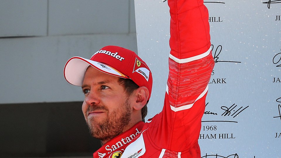 Vettel führt nicht nur die WM an - er dominiert auch seinen Teamkollegen, Foto: Sutton