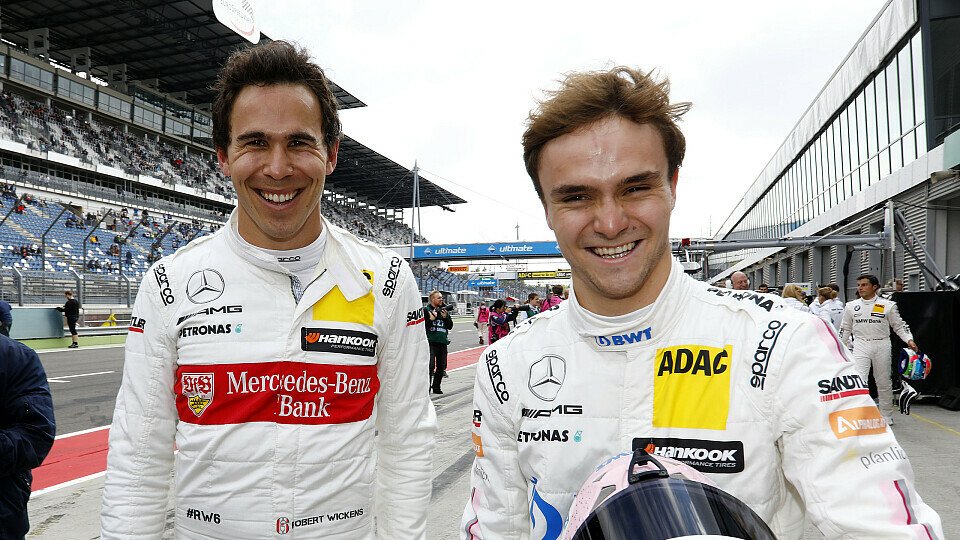 Auer und Wickens sind nach dem Mercedes-Doppelsieg sehr glücklich, Foto: DTM