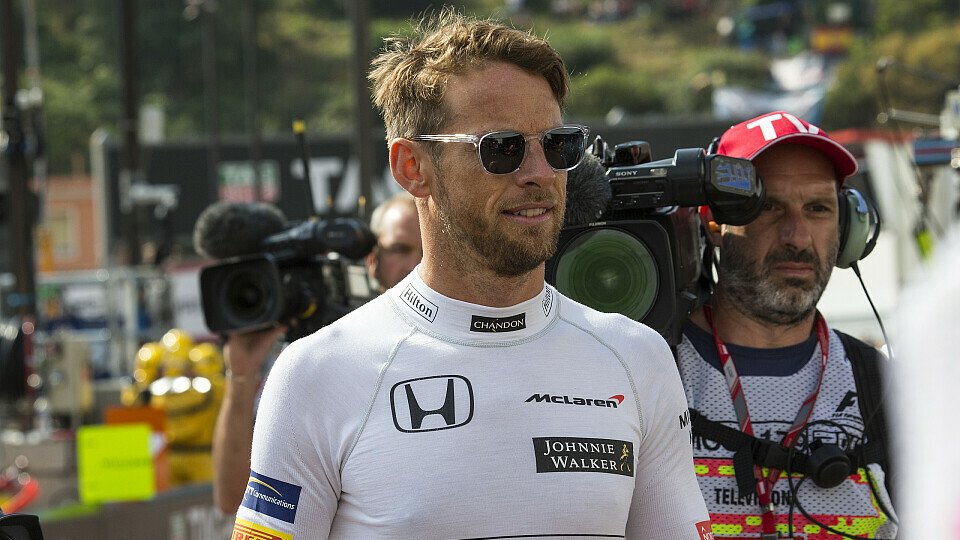 Jenson Button absolviert Gaststart beim DTM-Finale in Hockenheim, Foto: Sutton