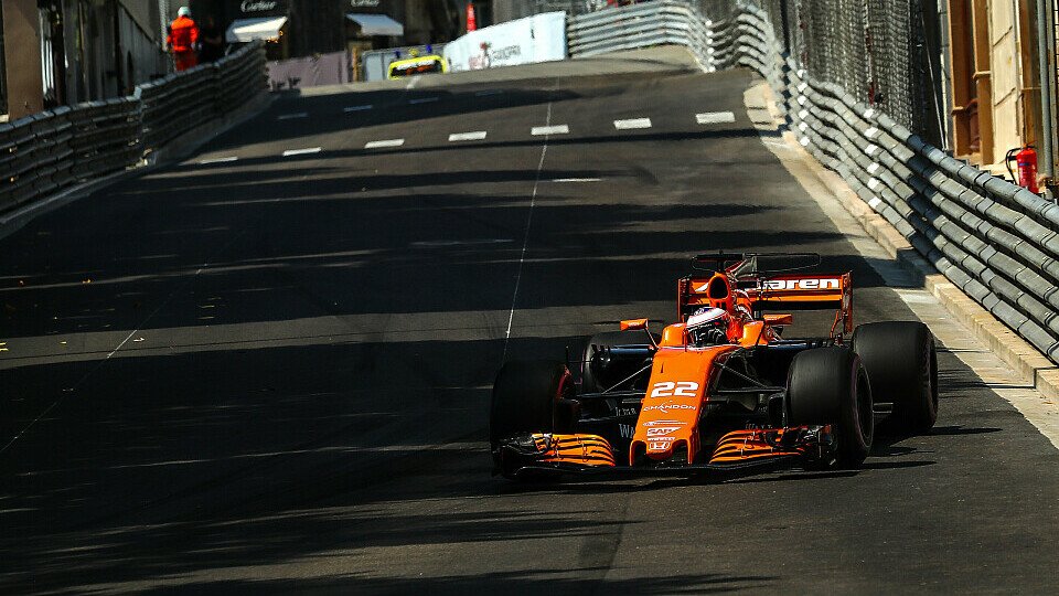 McLaren lieferte ein Top-Qualifying ab - und kann sich doch nichts davon kaufen, Foto: Sutton