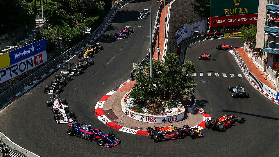 Die Formel 1 startet beim Monaco GP traditionell schon Donnerstag mit Action auf der Strecke, Foto: Sutton