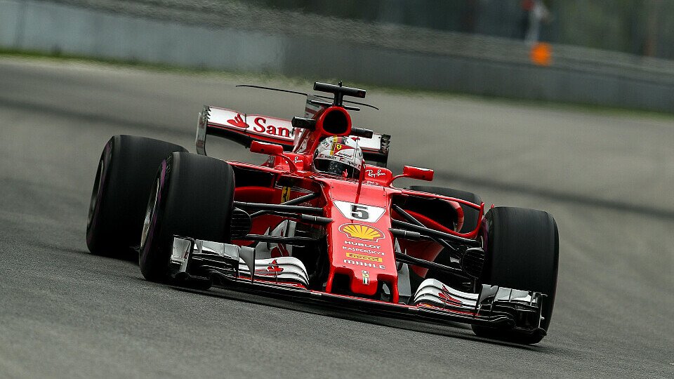 Sebastian Vettel führt die Weltmeisterschaft an, Foto: Sutton