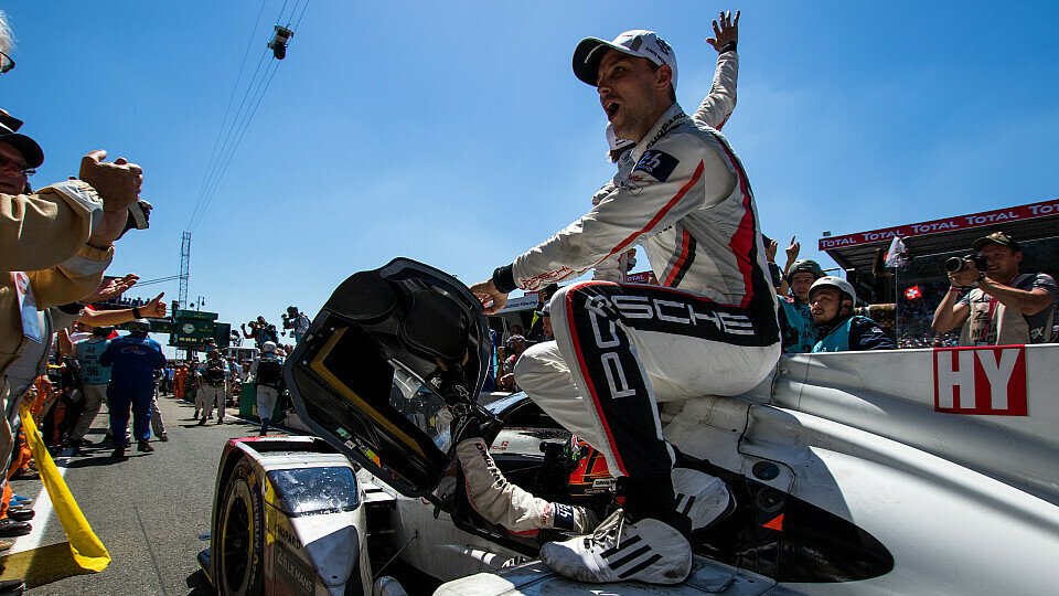 Der #2 Porsche gewann letztlich in Le Mans, Foto: Adrenal Media