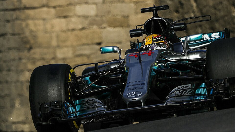 Lewis Hamilton startet beim Aserbaidschan GP von der Pole Position, Foto: Sutton