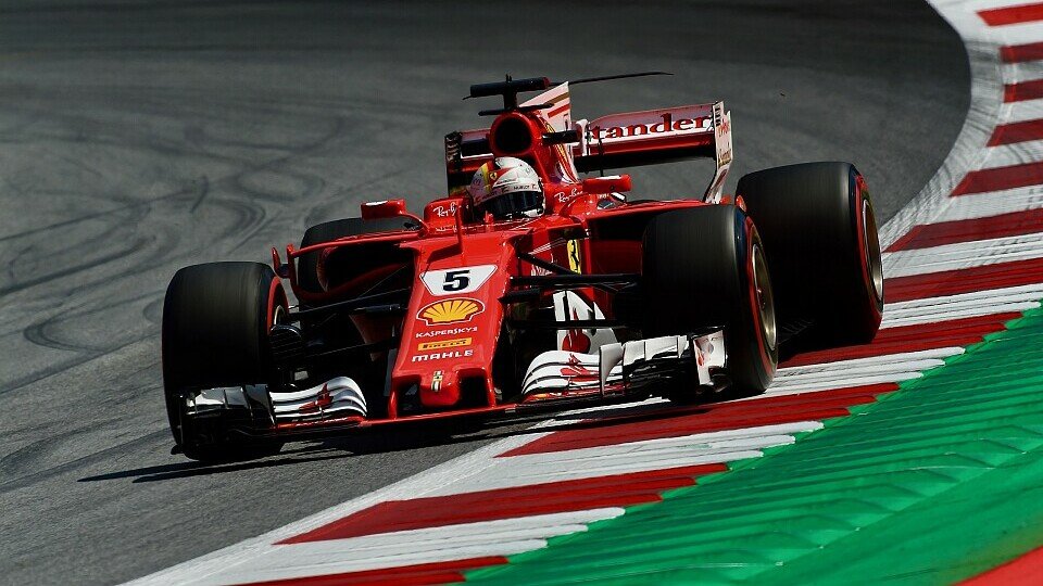 Vettel glaubt, die Lücke zu Mercedes spätestens am Rennsonntag in Österreich schließen zu können, Foto: Motorsportpics.de/Jerry Andre