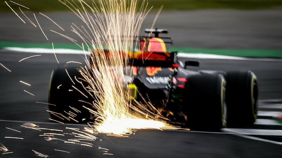Pirelli bringt 2018 für das Formel-1-Rennen in Silverstone härtere Reifen als bisher, Foto: Sutton
