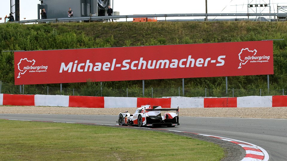 Toyota startet auf dem Nürburgring von der Pole aus, Foto: Speedpictures