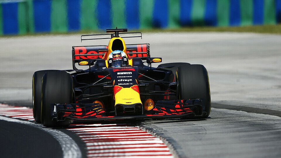 Daniel Ricciardo fuhr im 1. Training in Ungarn die Bestzeit, Foto: LAT Images