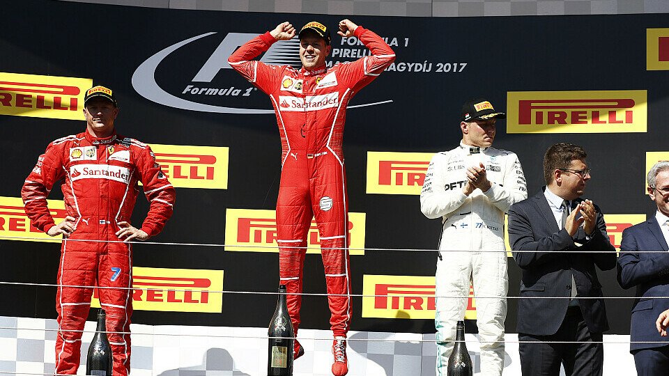 Sebastian Vettel siegt in Ungarn - Kimi Räikkönen wird zurückgepfiffen. Richtig so?, Foto: LAT Images