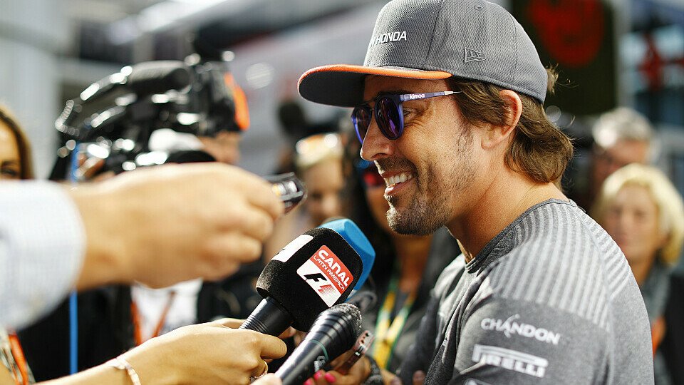 Fernando Alonso erhofft sich von McLaren Renault, 2018 in einem siegfähigen Auto zu sitzen, Foto: LAT Images