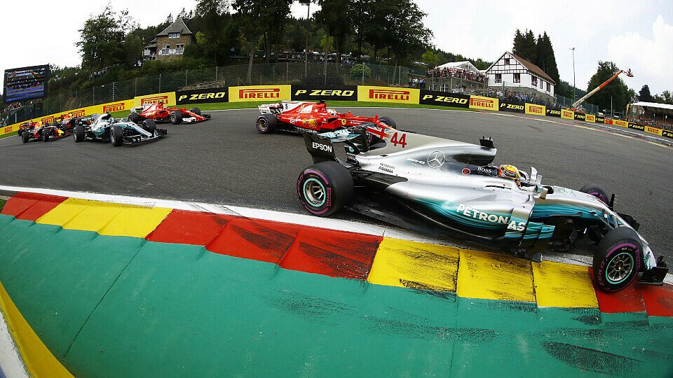 Die Regeln für die Formel-1-Saison 2018 stehen nun fest, Foto: LAT Images
