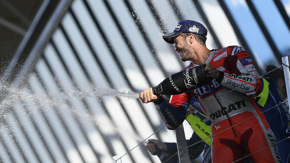 Andrea Dovizioso durfte in Silverstone erneut auf die oberste Stufe des Siegertreppchens, Foto: Ducati