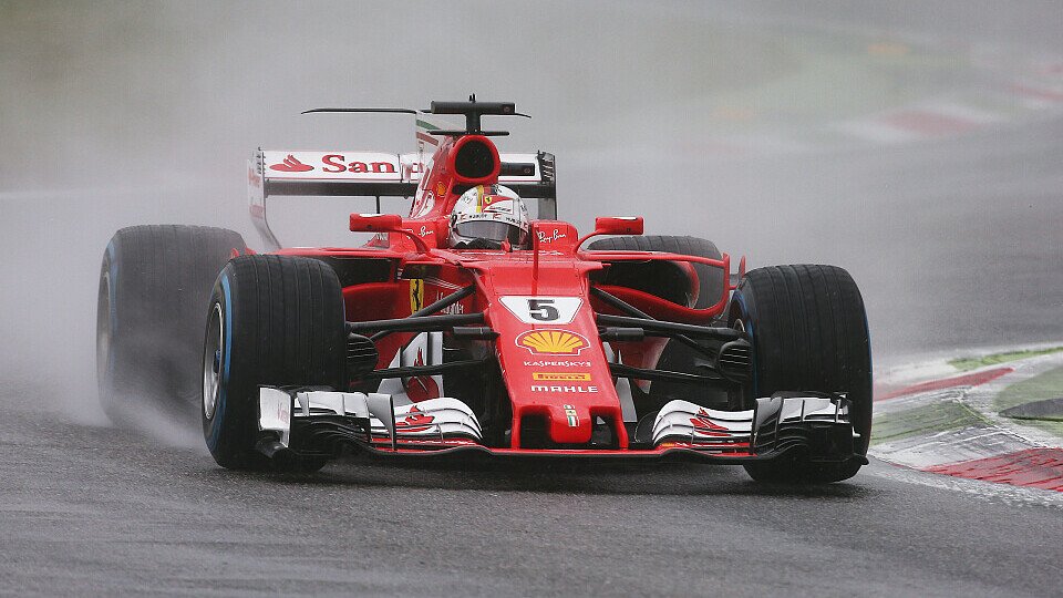 Vettel und Ferrari gingen im Regen von Monza völlig baden, Foto: LAT Images