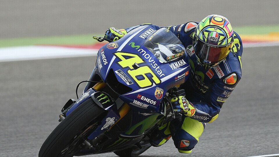 Valentino Rossi stellt seine Yamaha in die erste Reihe