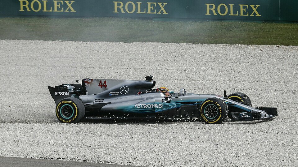 Bei Mercedes lief im Malaysia-Training nur wenig zusammen, Foto: Sutton