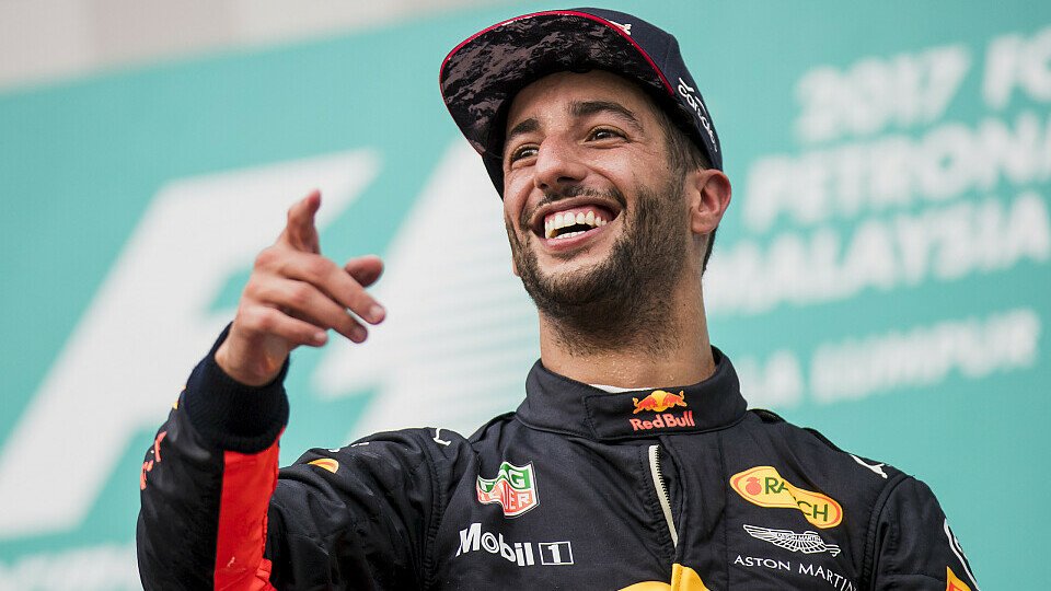Wir haben uns mit Daniel Ricciardo unterhalten, Foto: LAT Images