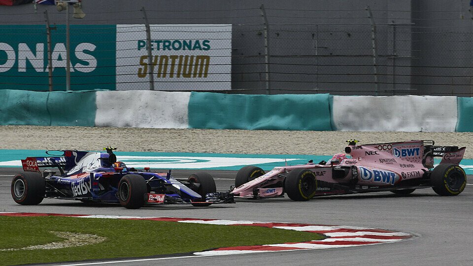 Force India erklärt Esteban Ocons Chaos-Rennen mit einem Regelbruch der Kokurrenz, Foto: LAT Images