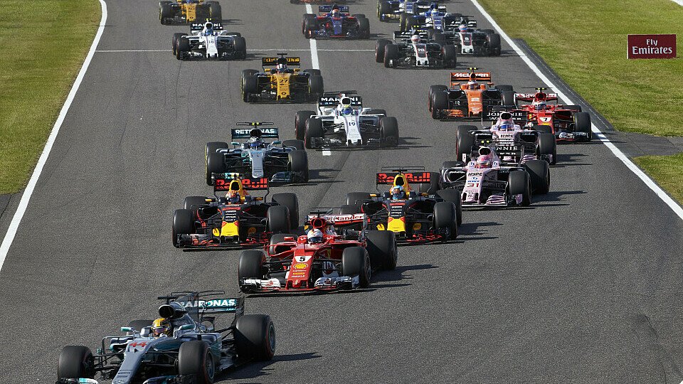 Der Japan GP der Formel 1 startet extrem früh, Foto: Mercedes-Benz