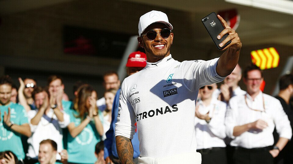 Lewis Hamilton ist aktuell in Überform, Foto: LAT Images