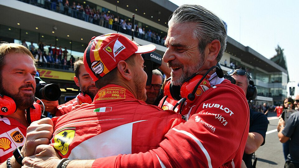 Ferrari: Trotz der WM-Niederlagen sind Sebastian Vettel und Maurizio Arrivabene stolz auf den großen Aufwärtstrend 2017