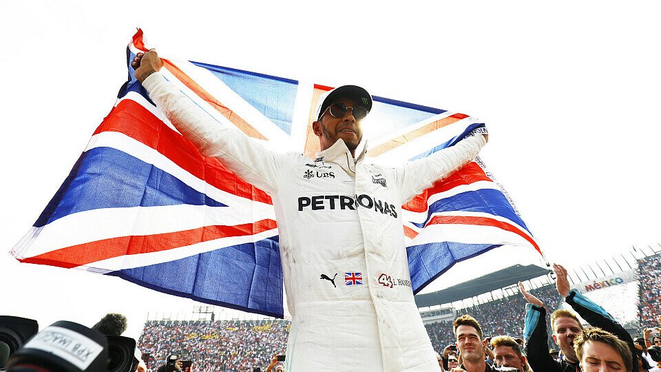 Lewis Hamilton ist zum vierten Mal Weltmeister, Foto: LAT Images