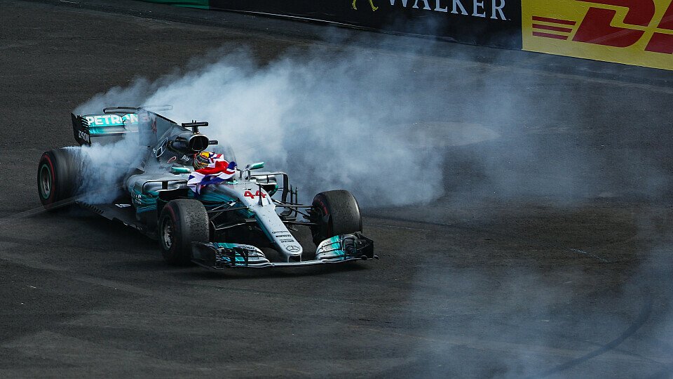 Max Verstappen gewinnt den Mexiko GP, Lewis Hamilton die WM, Foto: Sutton