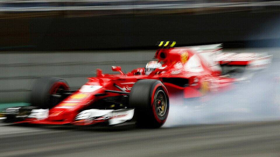 Kimi Räikkönen war in Brasilien etwas irritiert über die Funksprüche seines Ferrari-Ingenieurs, Foto: LAT Images