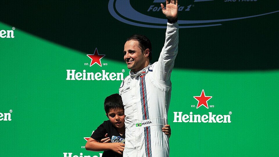 Felipe Massa wurde von seinen brasilianischen Fans erneut emotional verabschiedet, Foto: Sutton