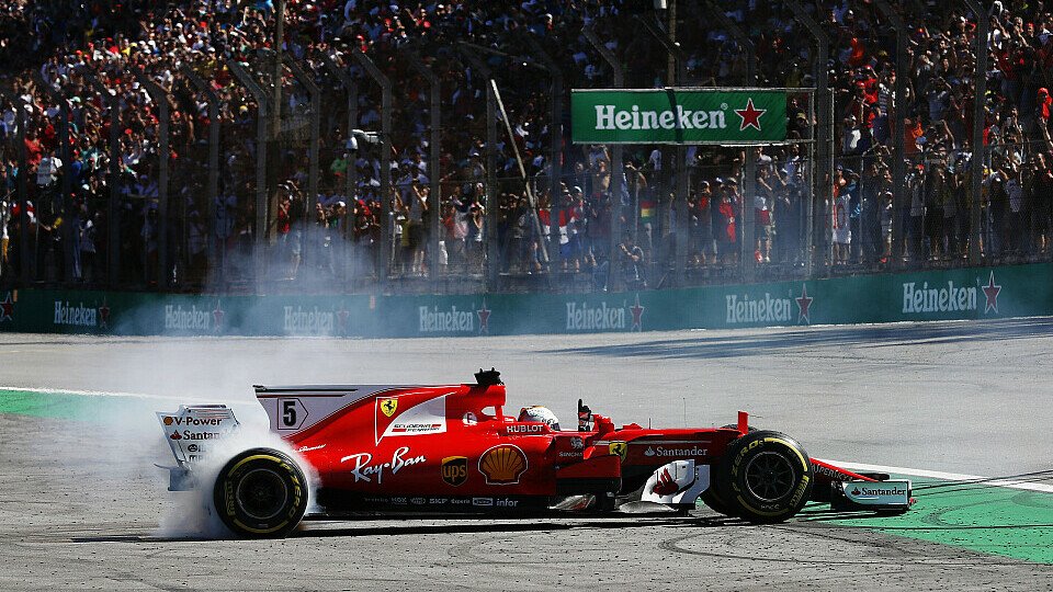 Sebastian Vettel gewann das Rennen, Foto: LAT Images
