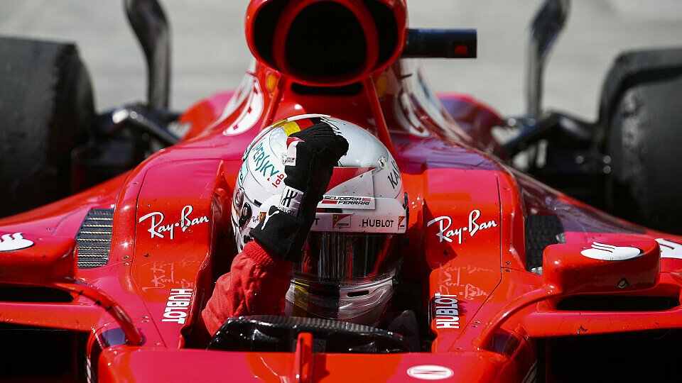 Sebastian Vettel holte sich mit seinem Sieg in Brasilien gleich zwei persönliche Bestmarken von Ayrton Senna, Foto: Sutton